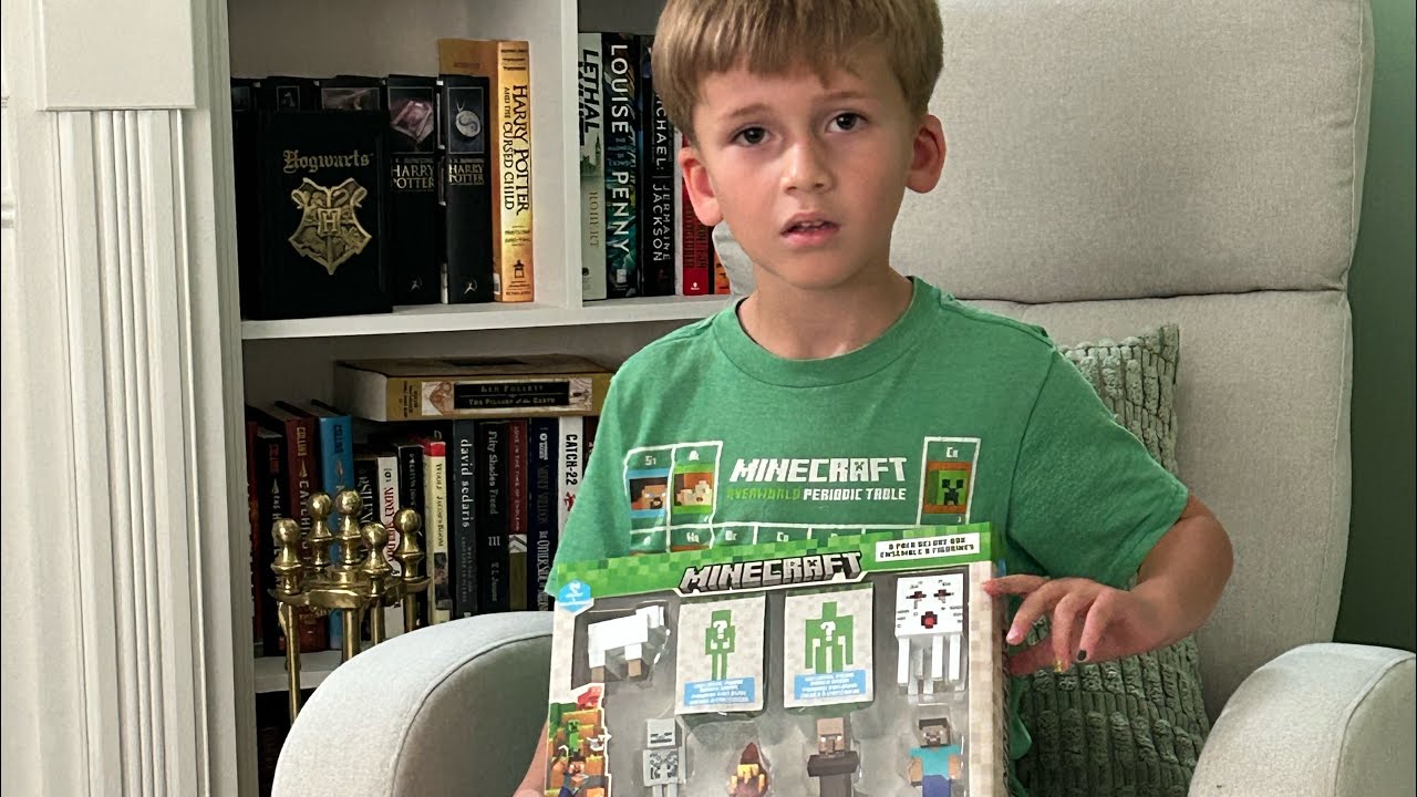 Unboxing Minecraft Toppeez