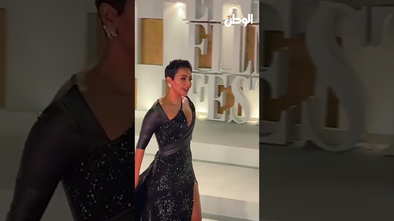 نجوم الفن يتألقون على السجادة الحمراء في مهرجان الجونة.. قولوا لنا أنهي إطلالة عاجبتك؟