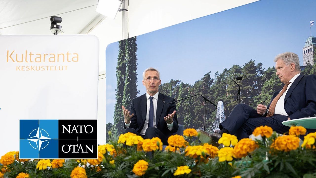 NATO Secretary General with the President of Finland 🇫🇮 at the Kultaranta Talks, 12 JUN 2022