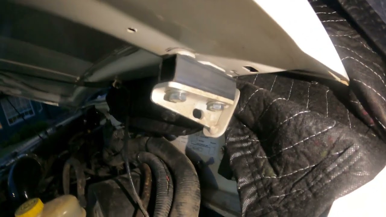 XJ DIY Hood Spacers ( Quick, Cheap, and Easy)