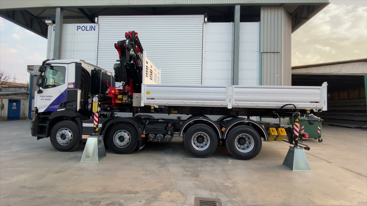 Renault 4 assi-Impianto demontabile con due attrezzature: ribaltabile con gru e gancio Marrel