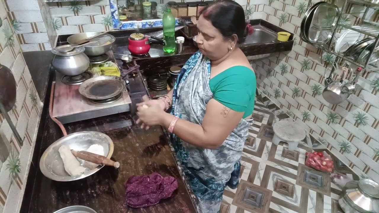 आज रात केसिंपल सा खानाआलू की भुजियासिम की सब्जीऔर दाल चावल रोटी