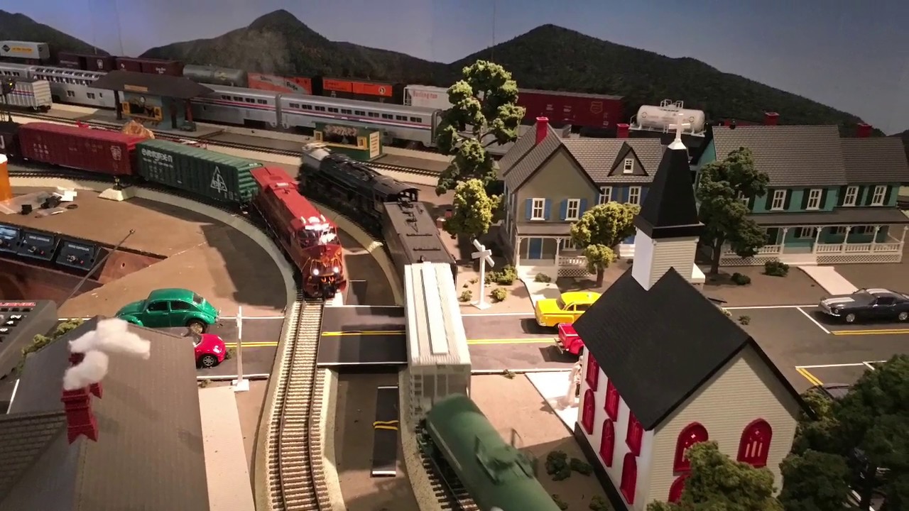 Dick Kramer&rsquo;s S Gauge Layout