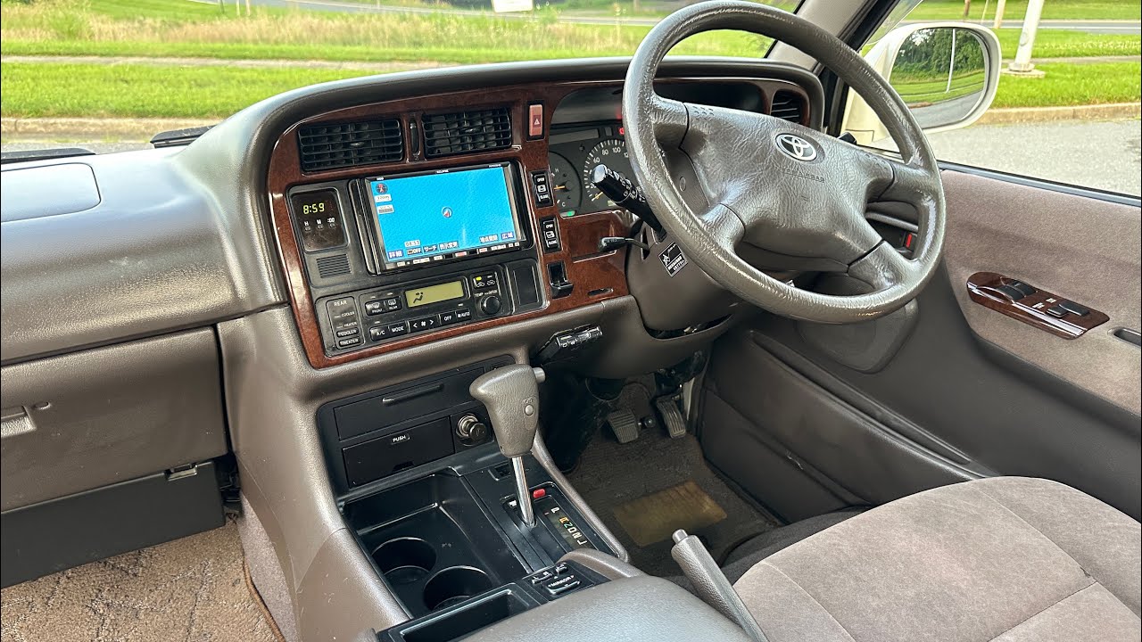 1999 TOYOTA HIACE SUPER CUSTOM - 129,242 Miles - 4WD - INTERCOOLER TURBO DIESEL - DRIVING VIDEO
