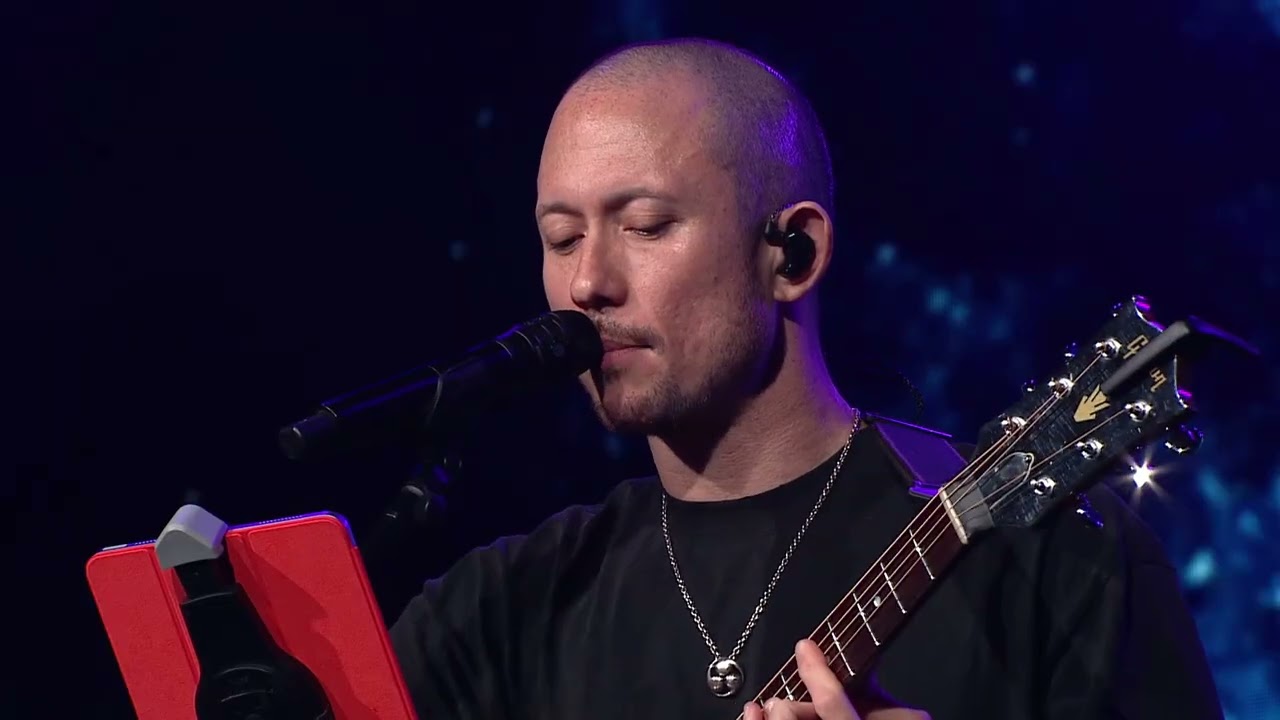 Matt Heafy -  Black Hole Sun  (Soundgarden) - Acoustic Cover