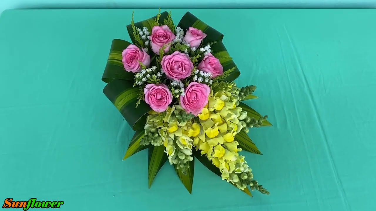 Cắm Dĩa Hoa Để Bàn Đơn Giản