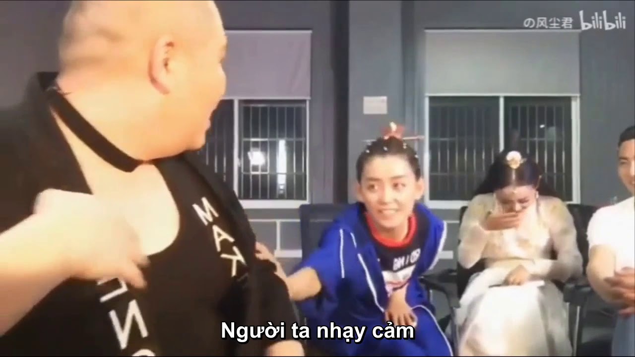 [Vietsub][NTHYK] Livestream cut 11/09/17