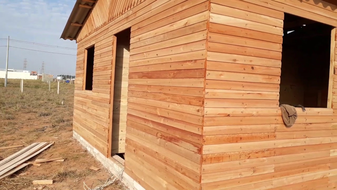 Casas pré fabricadas madeira e alvenaria