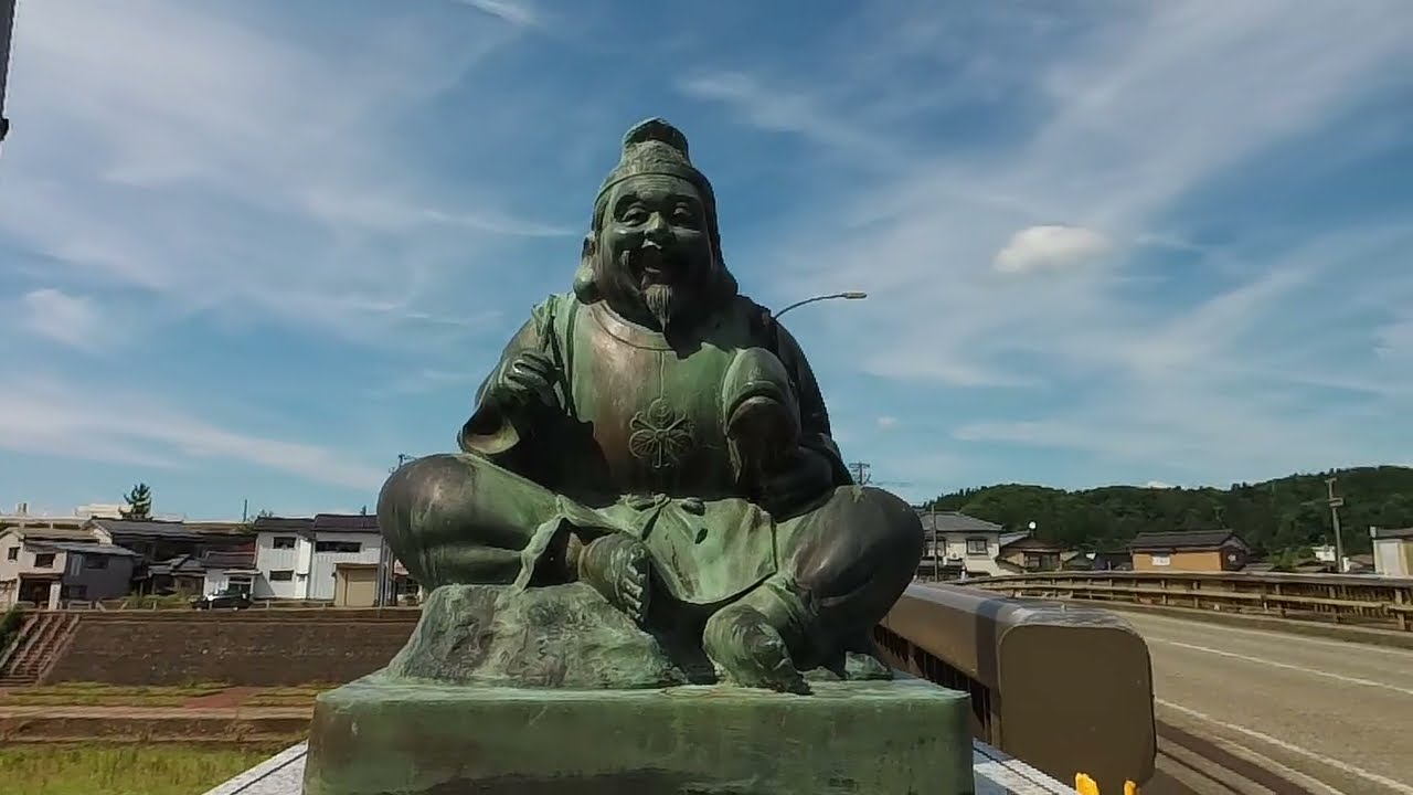 新潟県加茂市本町 / 250723✨「商都の記憶と人情が息づく、加茂の心臓部」。