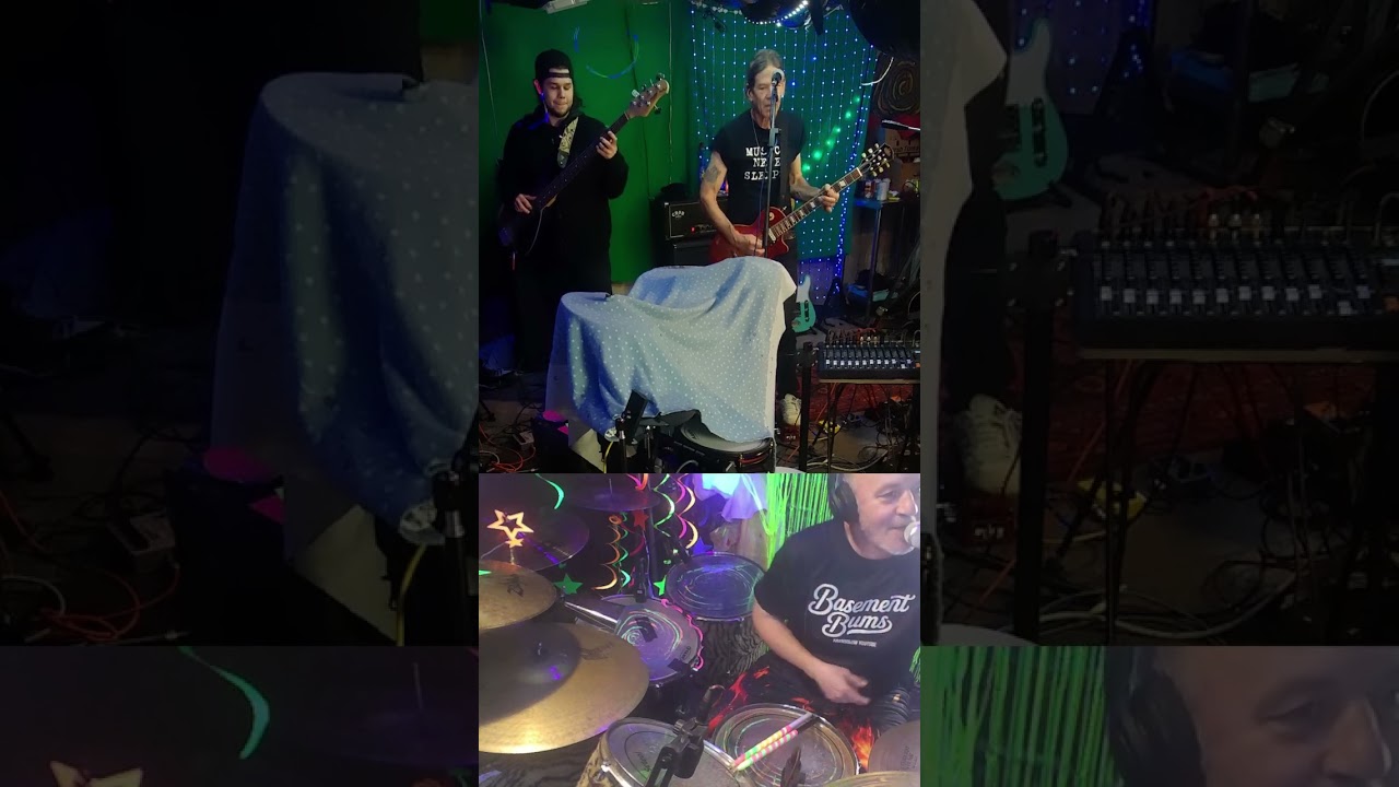 Hahn Solow Basement show with John Jeff Jaden #livemusic