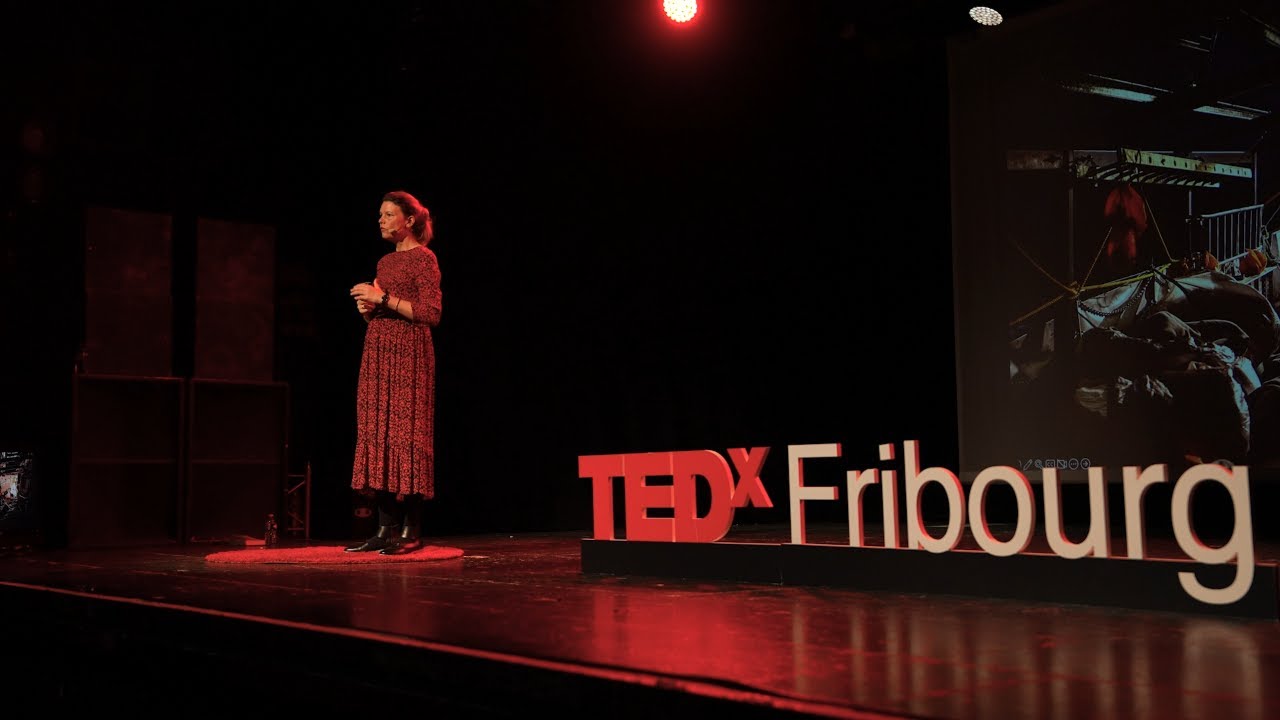 Im Mittelmeer in einem Boot mit Menschen auf der Flucht | Constanze Broelemann | TEDxFribourg