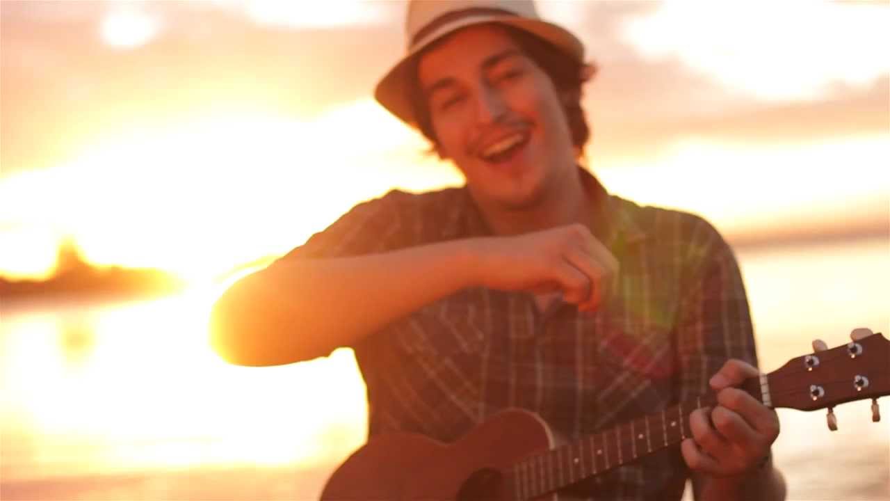 Diego Falk - Felicidade [Clipe Oficial] HD