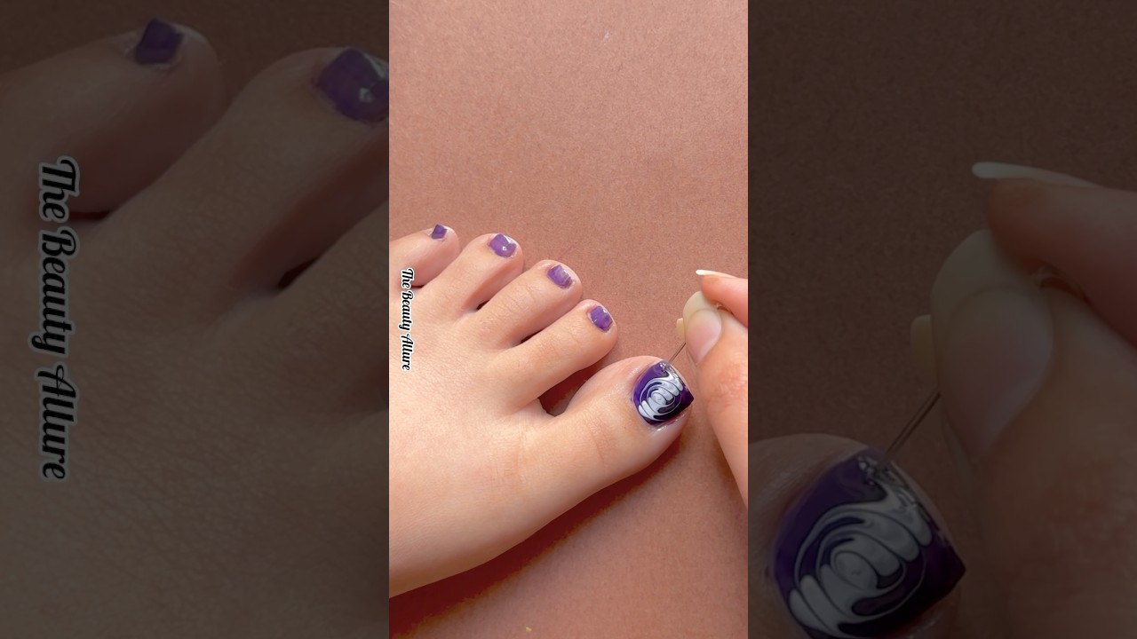 💅💜Easy toe nail art with safety pin 