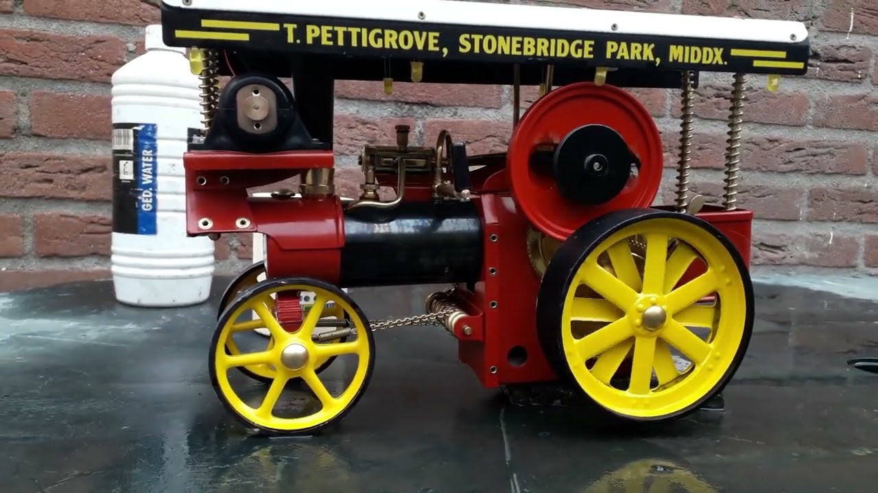 willesco d409 showsman traction engine
