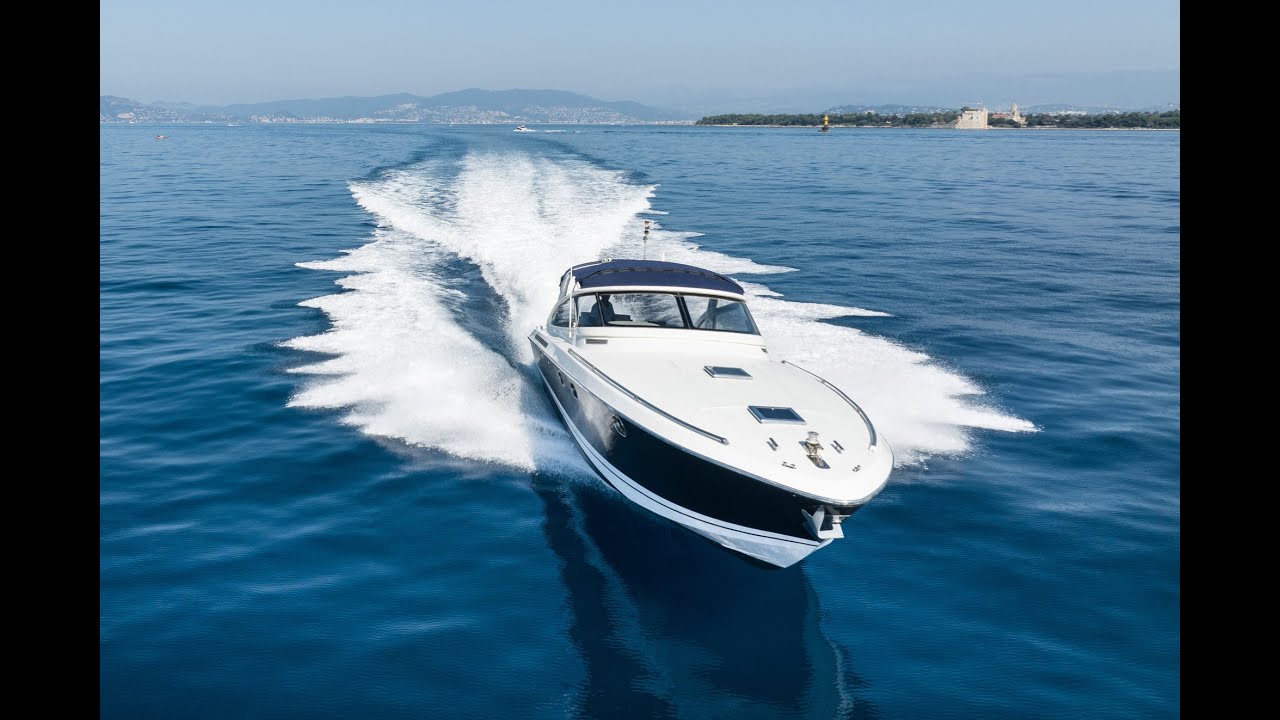 Agantar Yachting &ndash; Excursions en mer & &eacute;v&eacute;nements priv&eacute;s au d&eacute;part de Cannes &agrave; bord du Baia Bimini