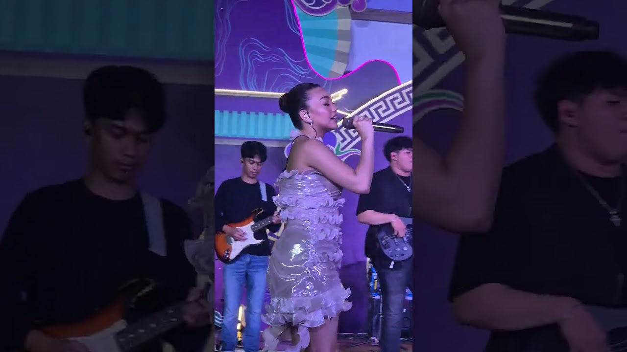 Nonton penampilan Naura Ayu di @summareconmal.bekasi 16 Februari 2025