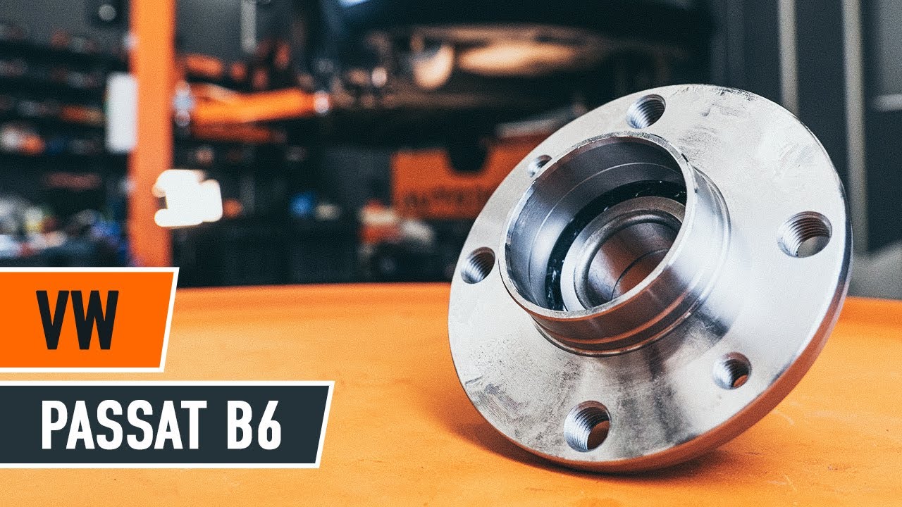 Hvordan bytte bakre hjullager på VW PASSAT B6 [AUTODOC-VIDEOLEKSJONER]