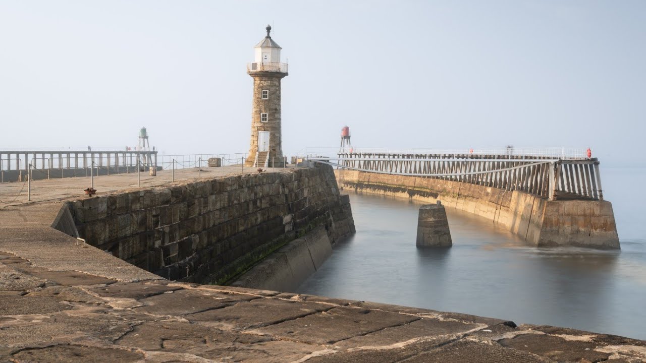 Street Photography Whitby Pier. Nikon Z7 II. POV