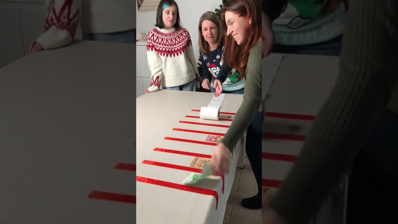 Evening game for the Christmas holidays #soir&eacute;ejeux#jeuenfamille#jeuentreamis