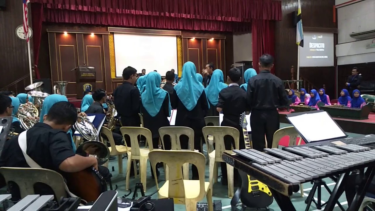 Despacito by Seratas Royal Rhapsody@ Wind orchestra.