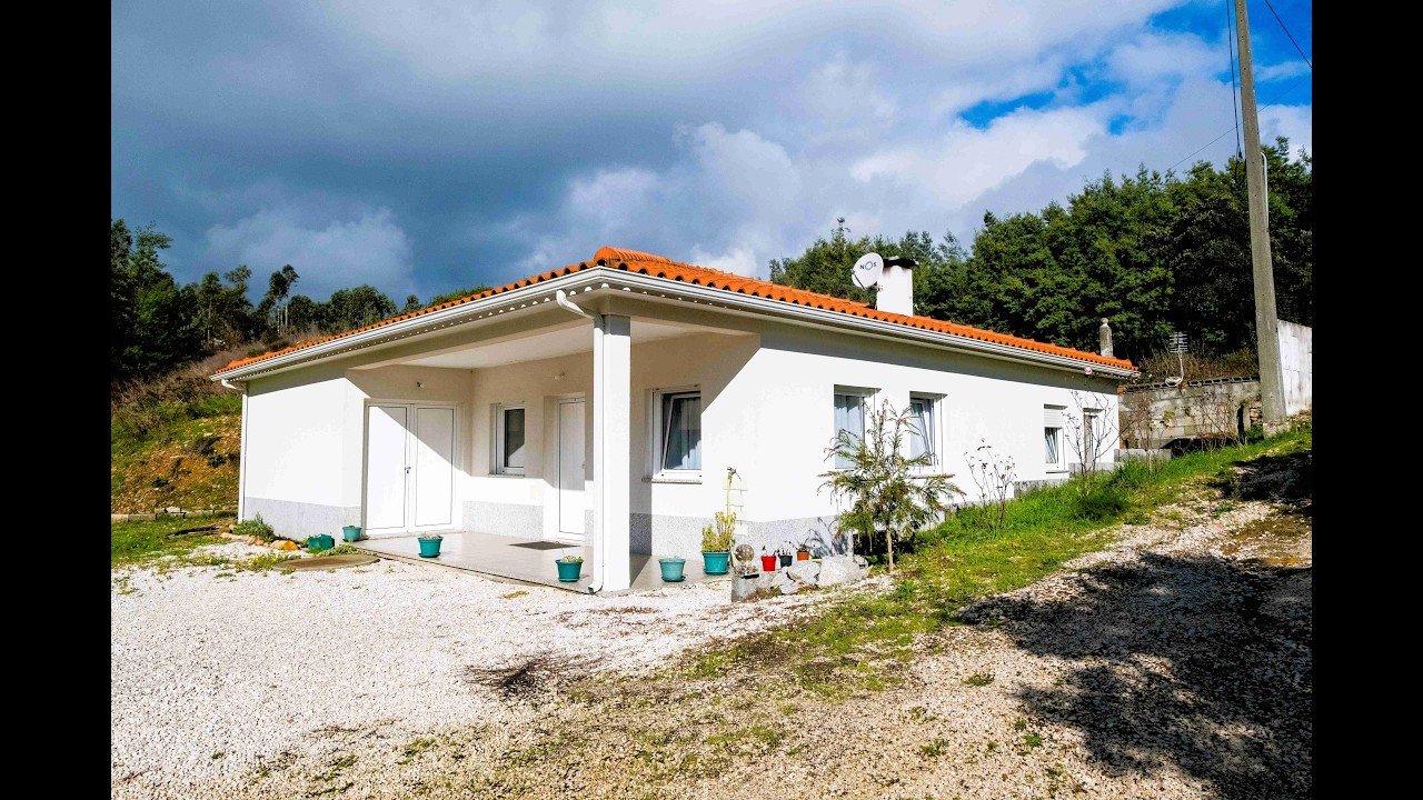 Newly Built Single-Storey Home on Over 2 Acres in Secluded Private Setting - 235,000 Euros Penacova