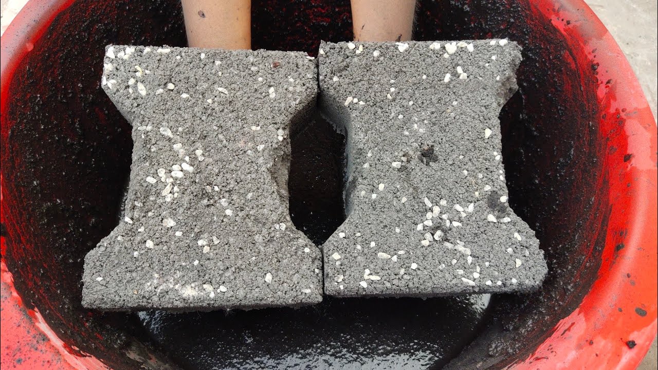 Pure charcoal 💣 with white stones crumbling in lots of water 💦 most satisfying sound 😴 