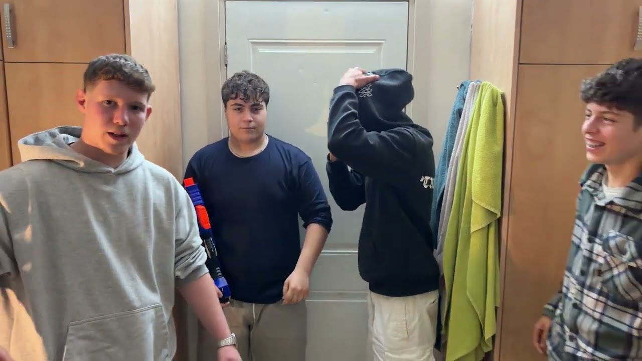 פרום הודי- מחווה בני תבור