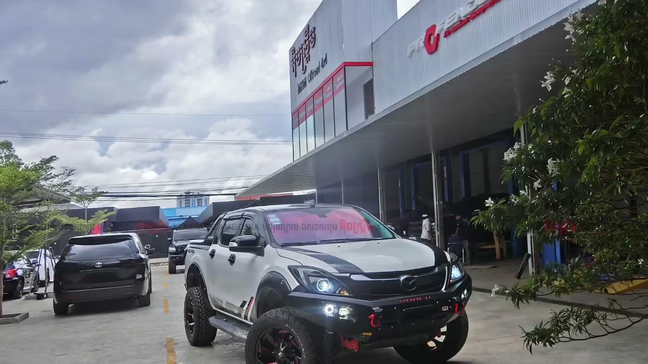 Mazda BT 50 modified off-road