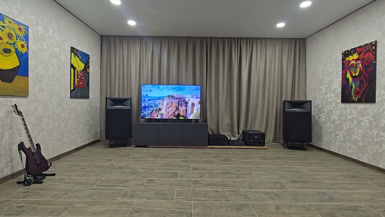 JBL 4367, Cary audio SA-200.2ES, EVS millenium DAC 2. PC.