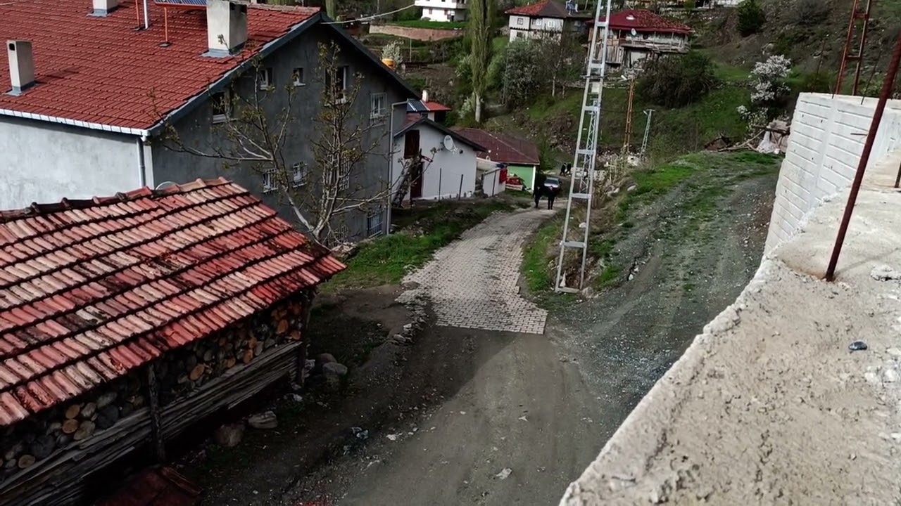 ILISILIK KÖYÜ 2022 Ramazan Bayramı Öncesi Mezarlık Ziyaretine Gidiş