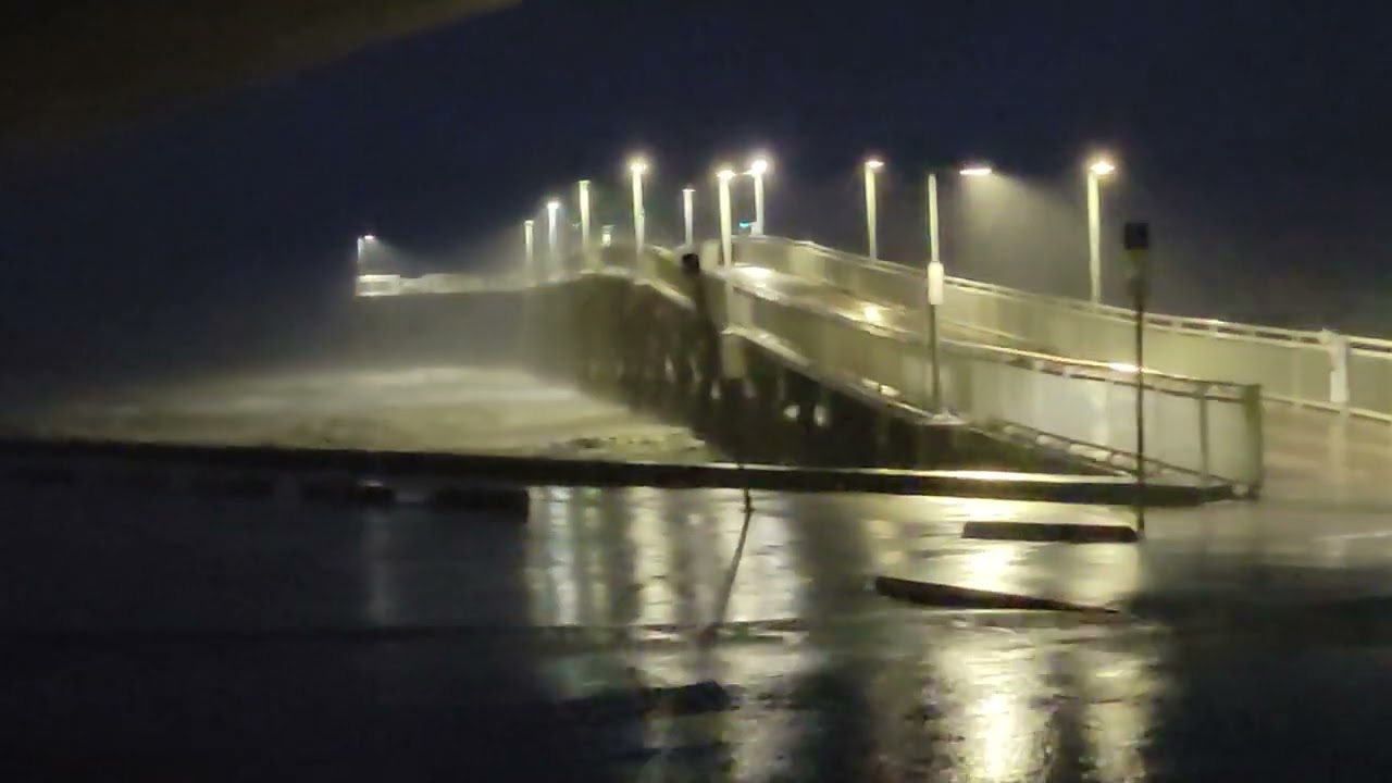 @hurricaneian Harts Landing at 7:30pm - it was blowing over 120 mph.