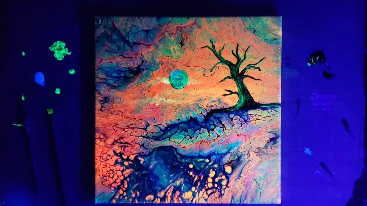 Embellishing a Glow in the Dark Infinity Pour