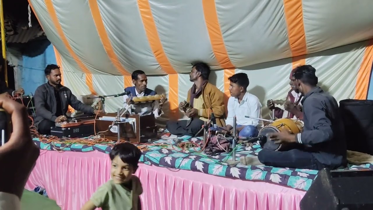  गायक रामचंद्र जी बैंजो मास्टर गुलाब भाई और आनंद ढोलक मास्टर और पंकज नगरिया मास्टरो द्वारा कलाकारी