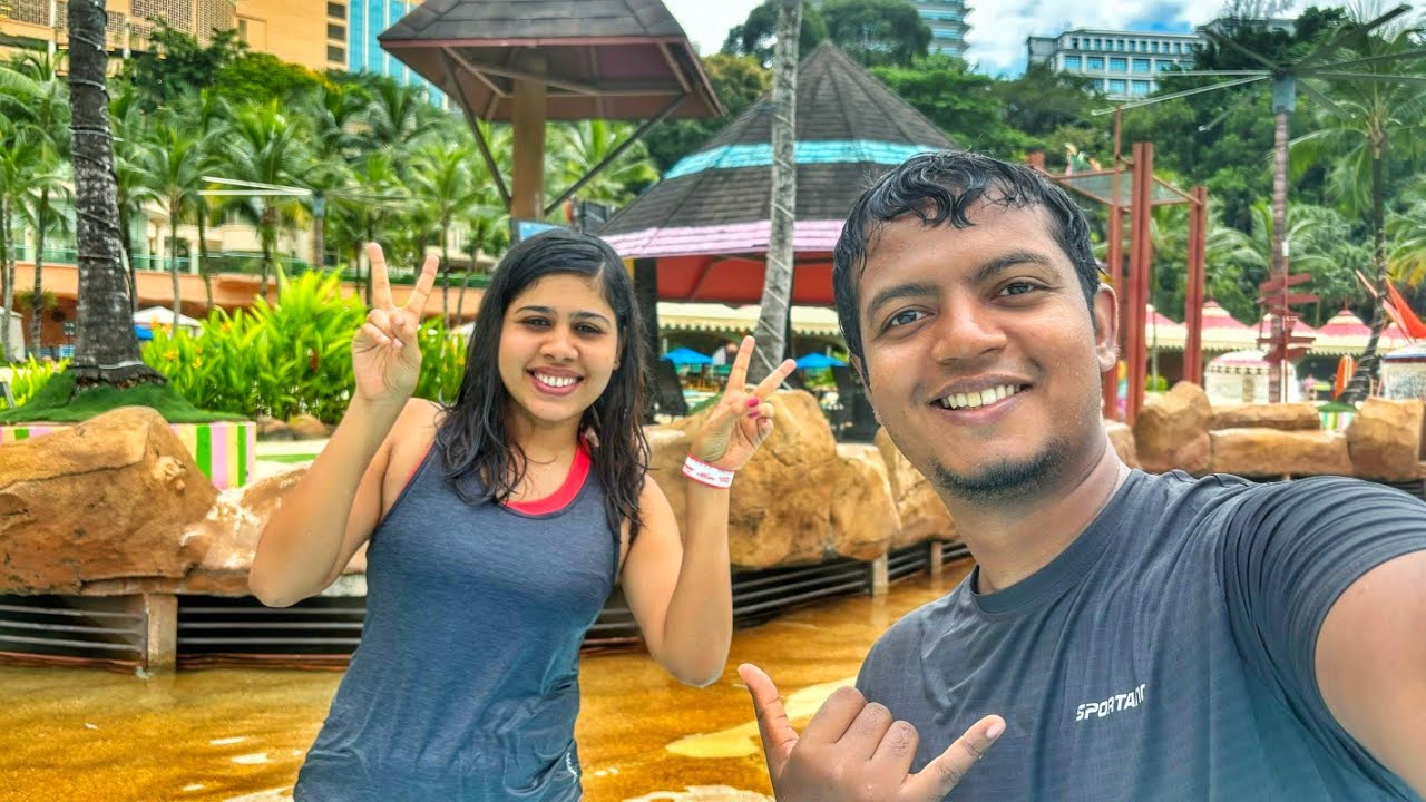 വെള്ളം കണ്ട് control പോയി😁 | Sunway Lagoon Malaysia