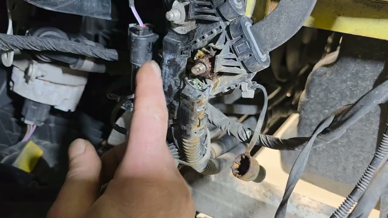 AMG A-35 , Brak ladowania alternatora, błędna diagnoza, uszkodzona wiązka el.