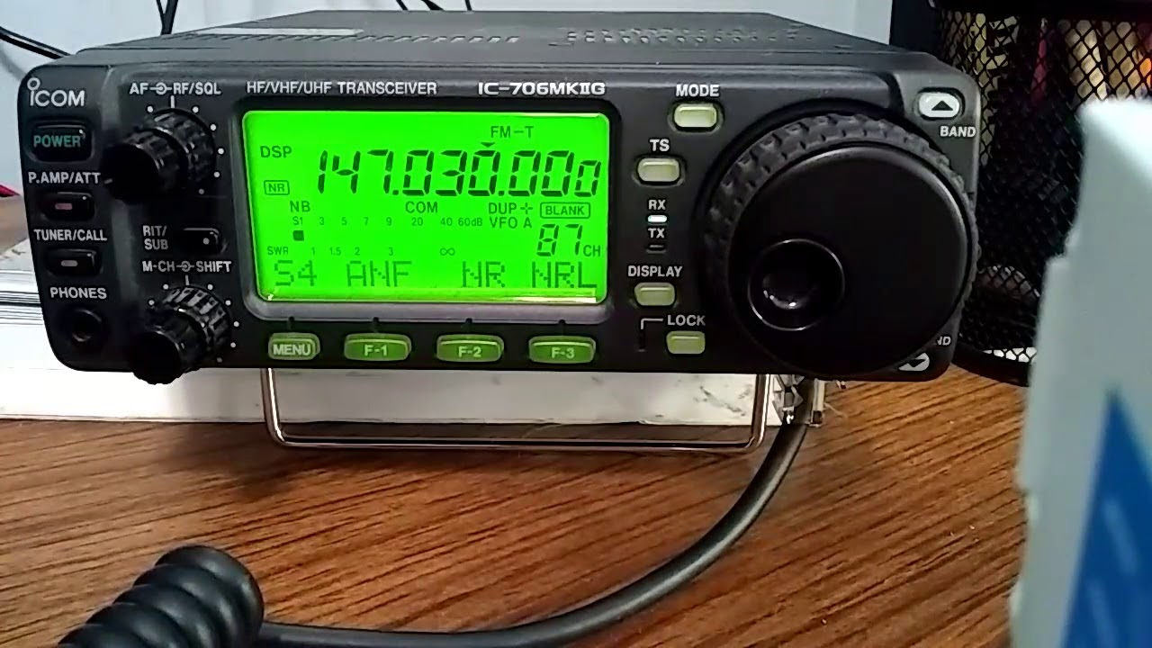 iCom IC 706 Mark II G  - 02 - Programming a repeater channel