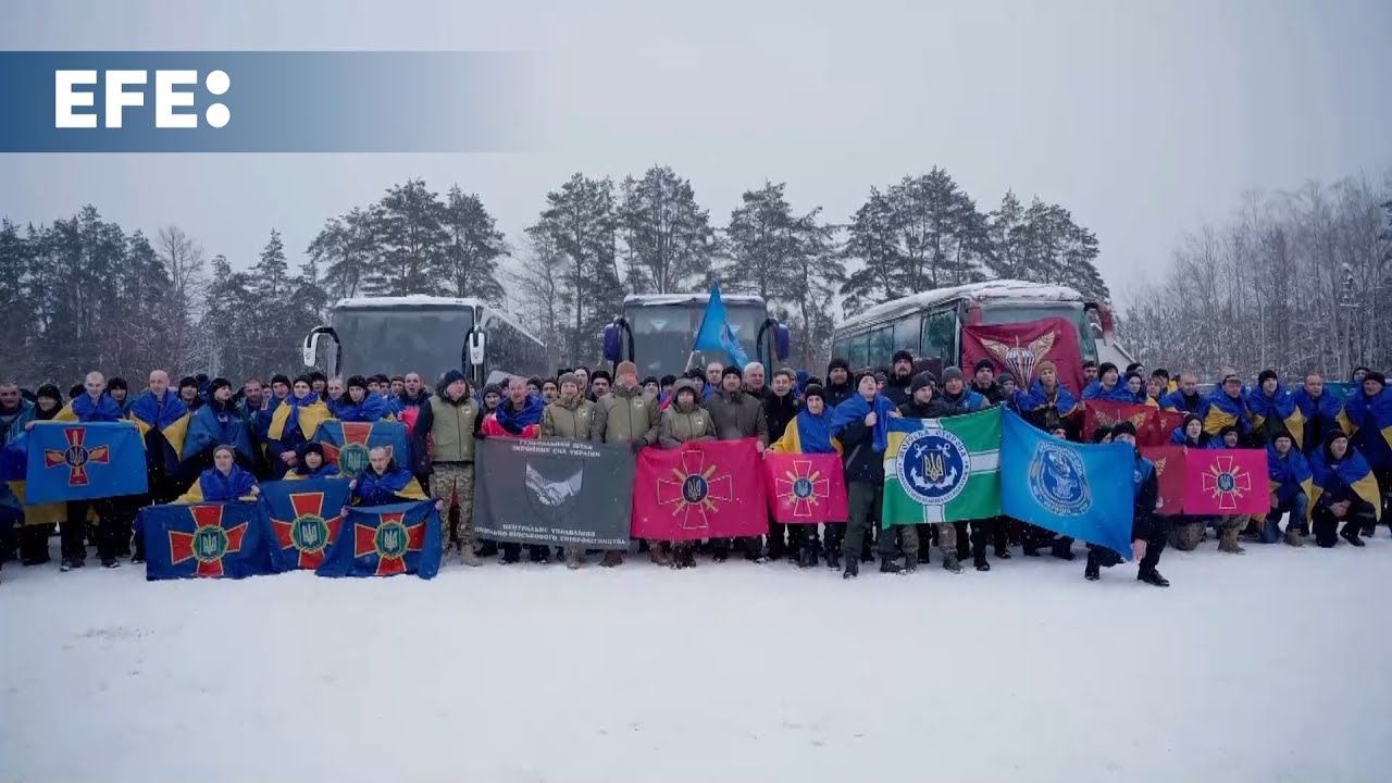 Zelensky anuncia retorno de 157 prisioneiros de guerra à Ucrânia