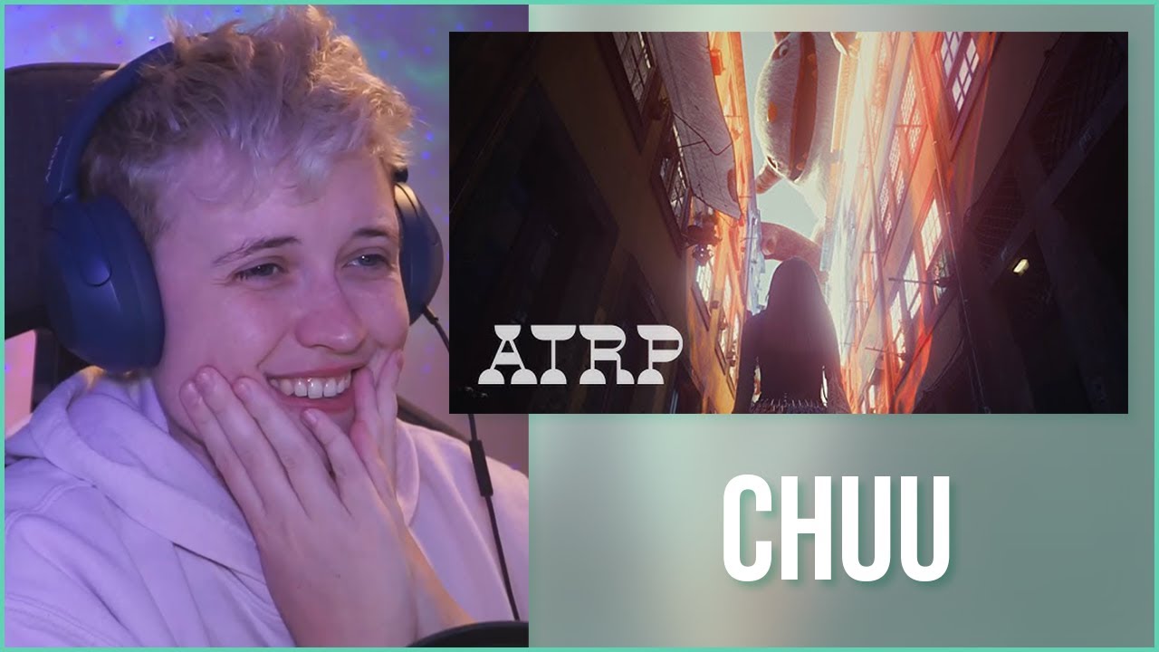 REACTION to CHUU (츄) - UNDERWATER & HOWL MVs