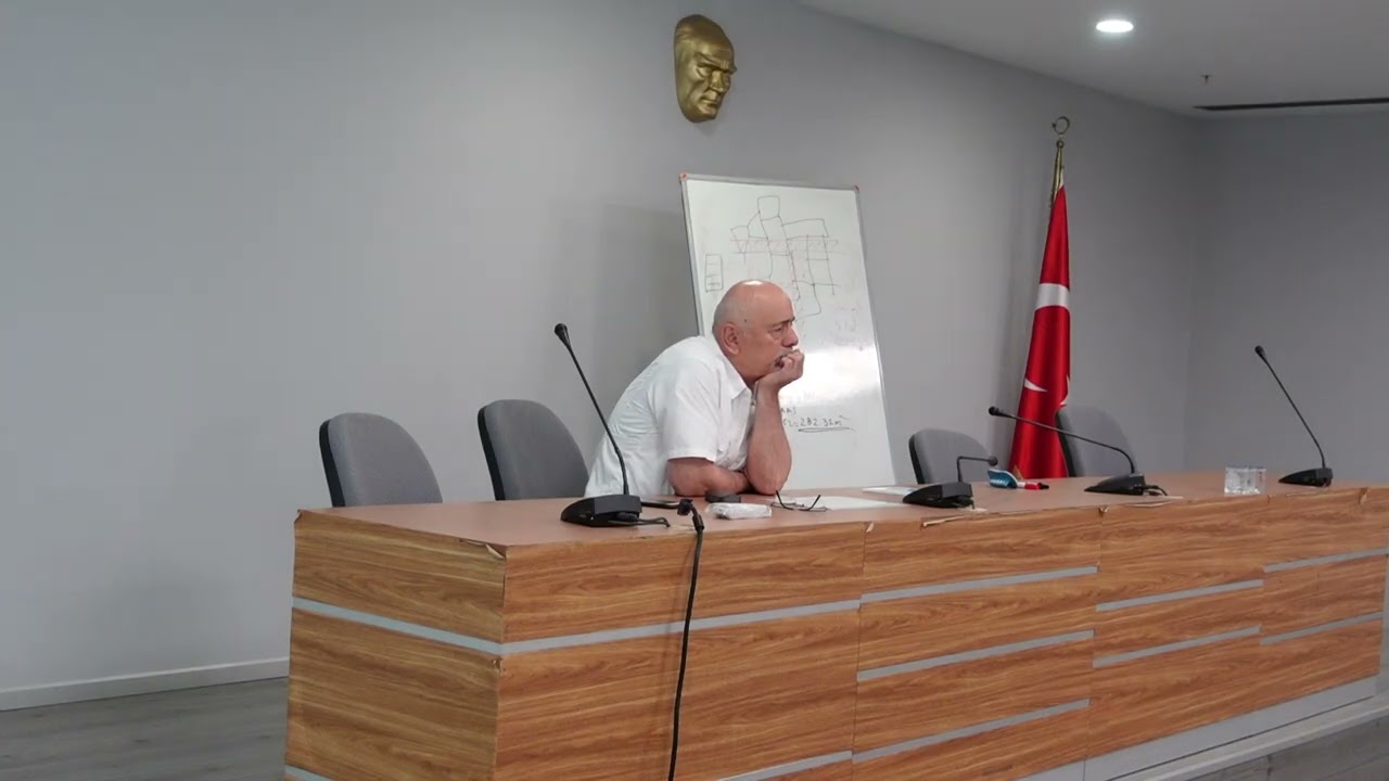 Selim AKYILDIZ “Kaçak Yapı ve Ruhsat Hilafı” konulu sunumu 3