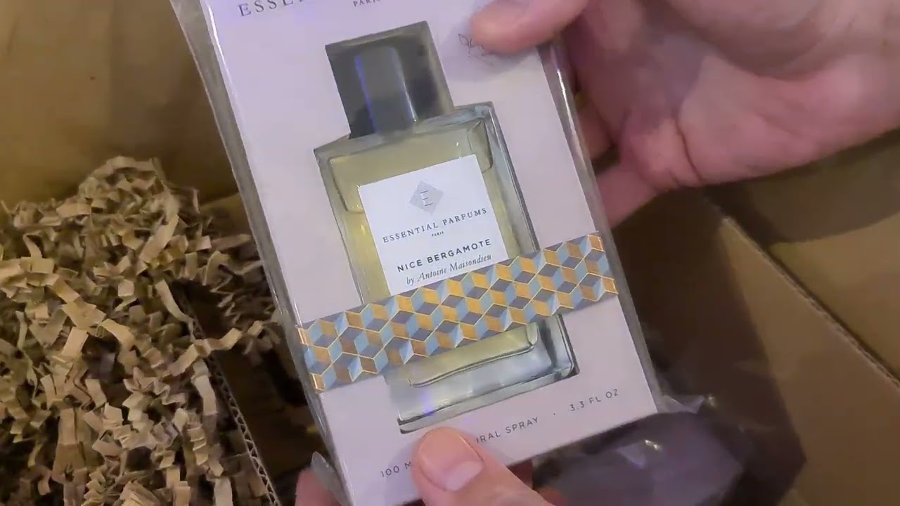 ОСТОРОЖНО! Горячо! Essential Parfums Как приходят легенды. Bois Imperial, Fig Infusion | BroPerfume