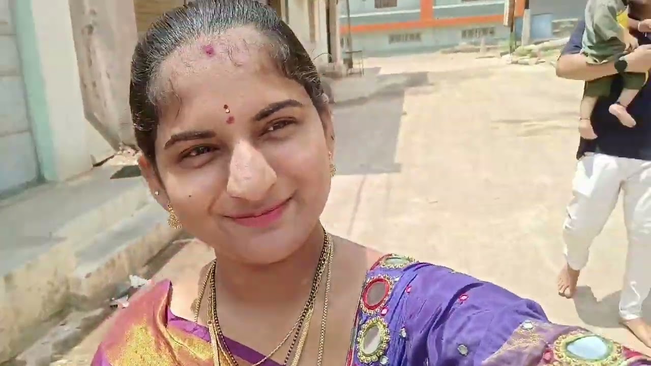 beautiful women headshave in india |Indian woman tonsure in india | Indian girl headshave in temple 