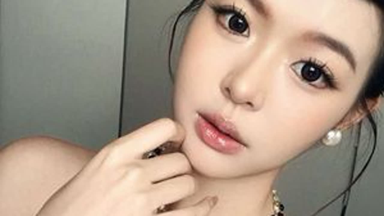 贝贝们快来化古早千金流光妆✨贵气感满满 淡颜也能get矜贵千金感 #贵气满满的千金流光妆 #流光妆 #潮妆研究所