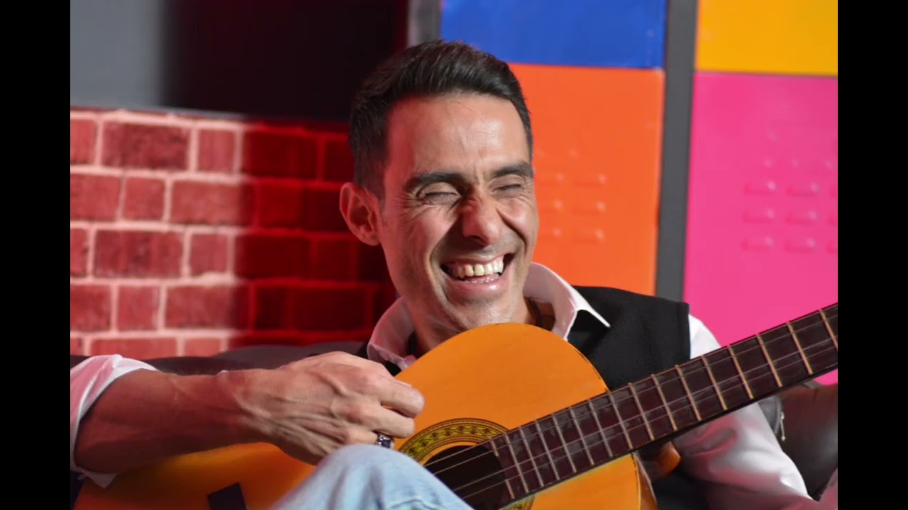 Zafer Toprak -  Bizden Değildir Yıl 2000 Nostalji Bir Çalışmam