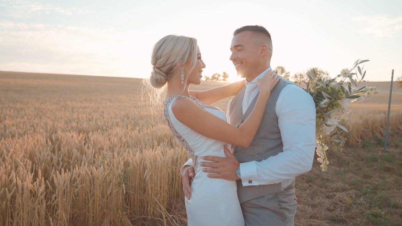 Svatební video: Michaella a Mattia / Vinařství Spielberg / kameraman na svatbu