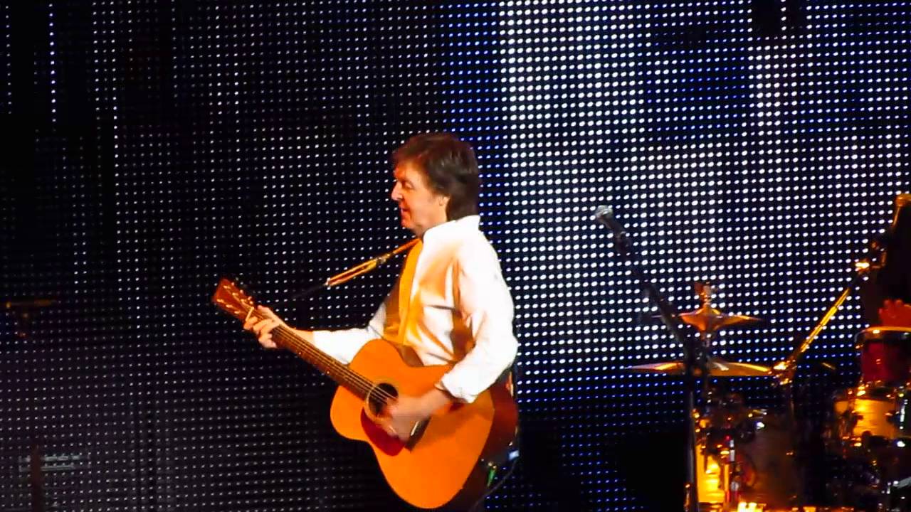 Paul McCartney - And I Love Her (Live From Portland, Oregon, On 4/15/2016)