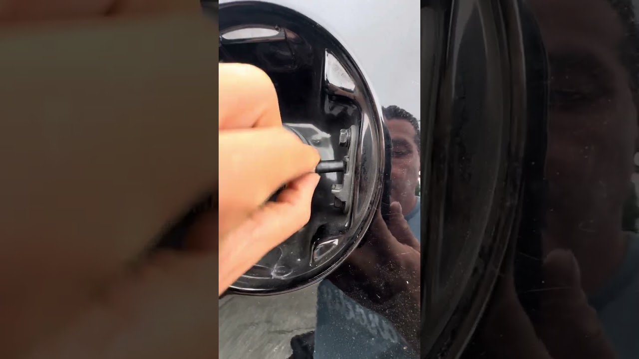 Kia Optima fuel door stuck closed (button and manual release not working either)