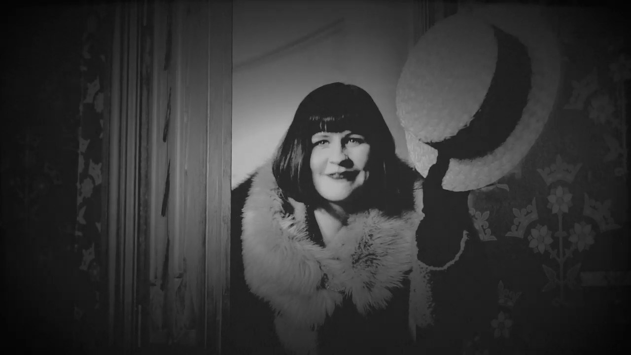 The Darkling Air - Old Romantic