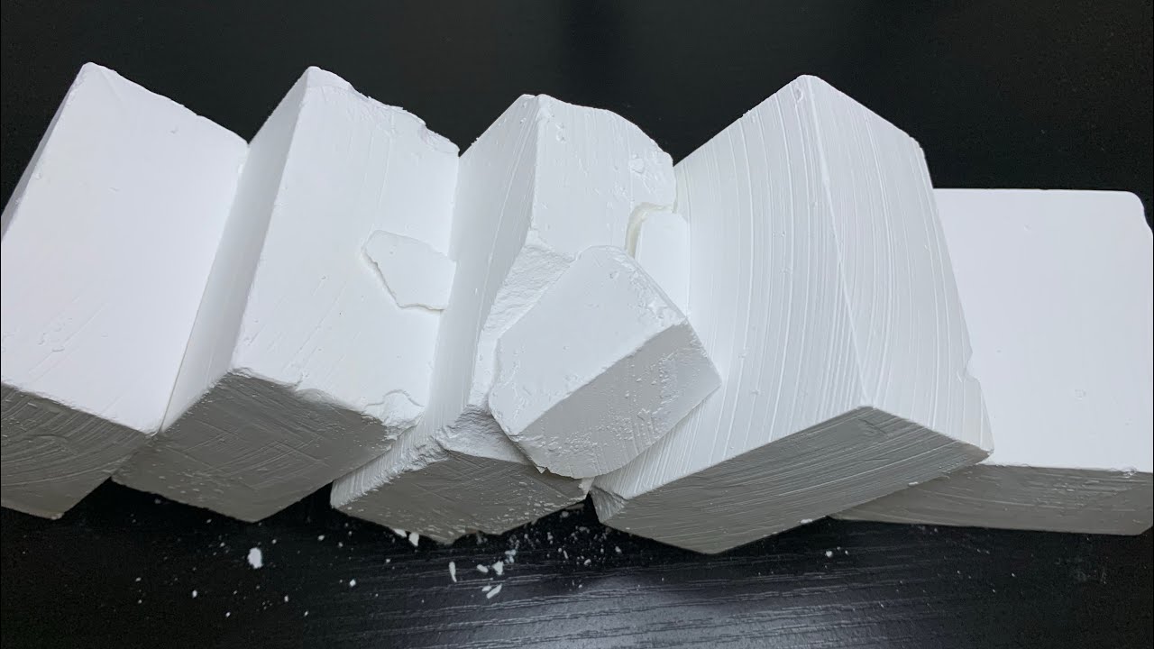 Plain Jane gym chalk🤤🥰🤍| gym chalk asmr| asmr gym chalk | white gym chalk