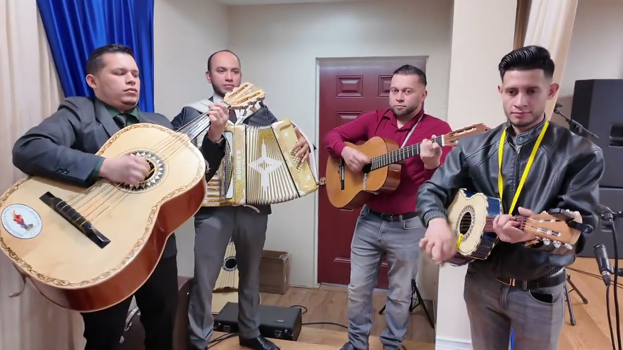 Grupo Perlas de Cristo🎶🎼 . En vivo . Ensayo