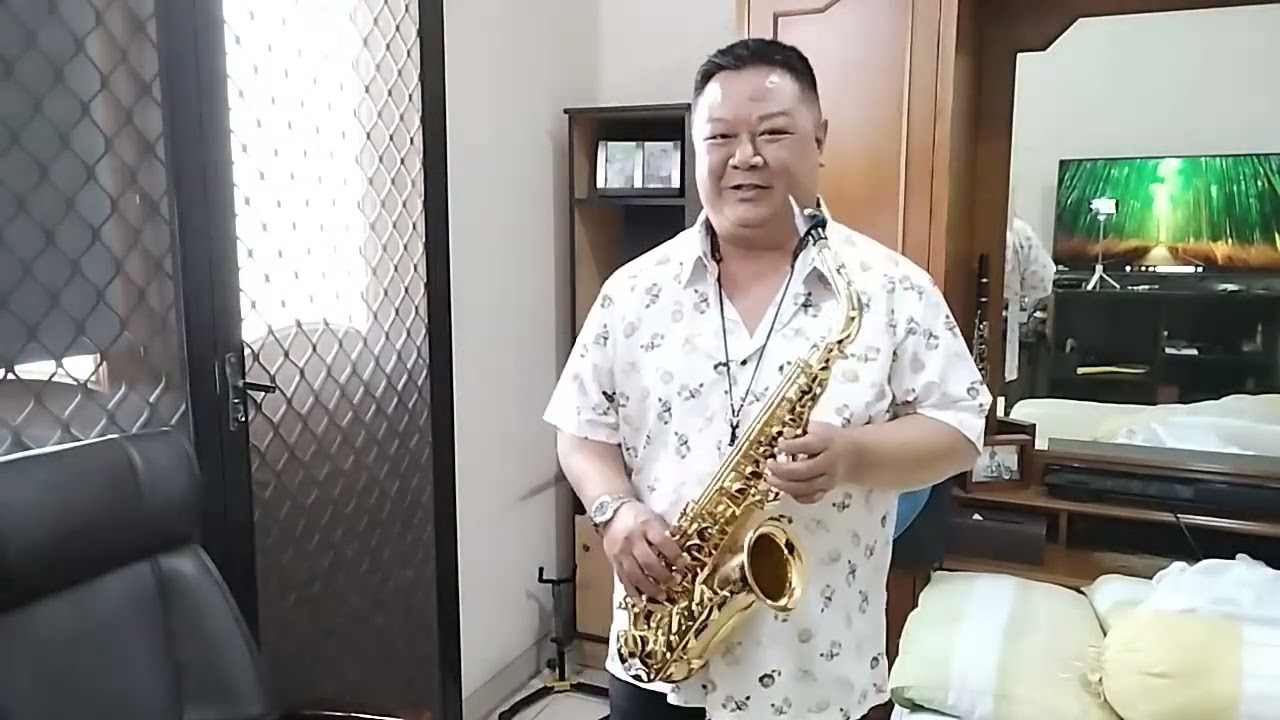 I Just Called To Say I Love You Saxophone LXDJ + Yogie (Keyboard) Original Song by Stevie Wonder